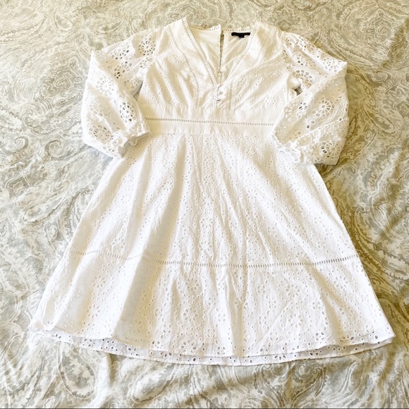 BANANA REPUBLIC Vneck Eyelet Dress White 10 NWOT - Picture 2 of 9